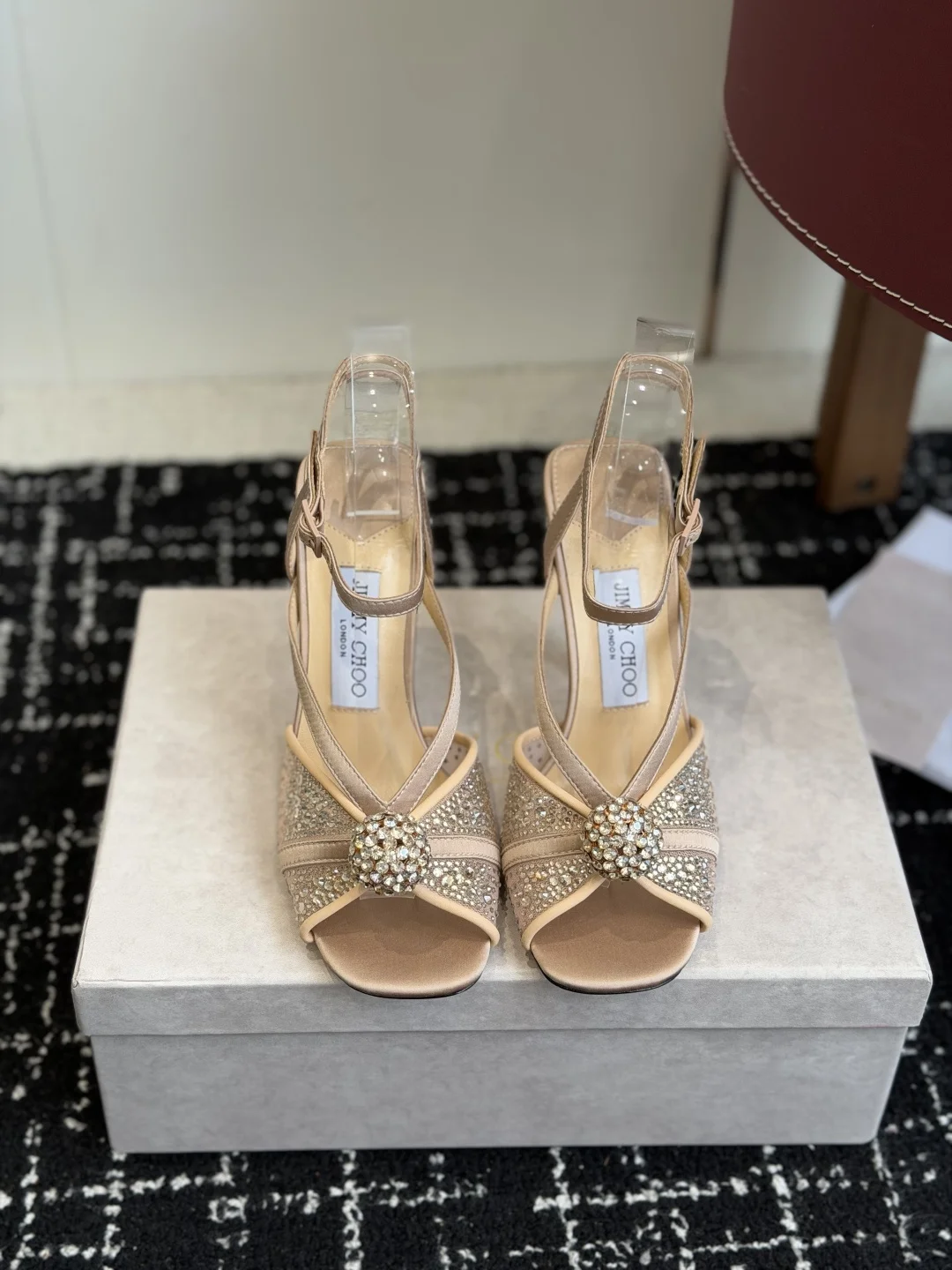 Босоножки Jimmy Choo с декором из страз - изображение 1