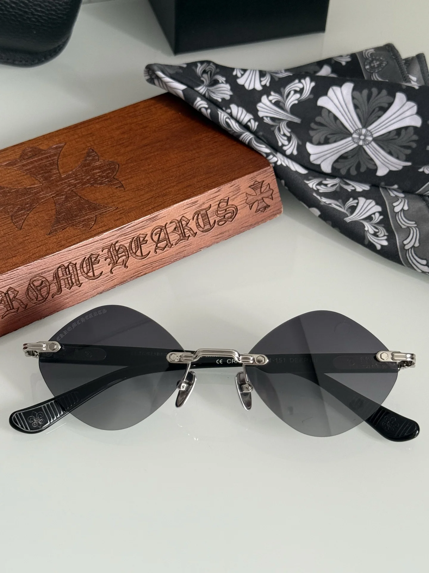 Солнцезащитные очки Chrome Hearts Deep III - изображение 1