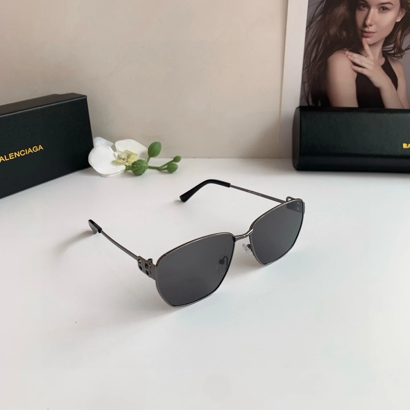 Солнцезащитные очки Balenciaga P100 металлические квадратные - изображение 1