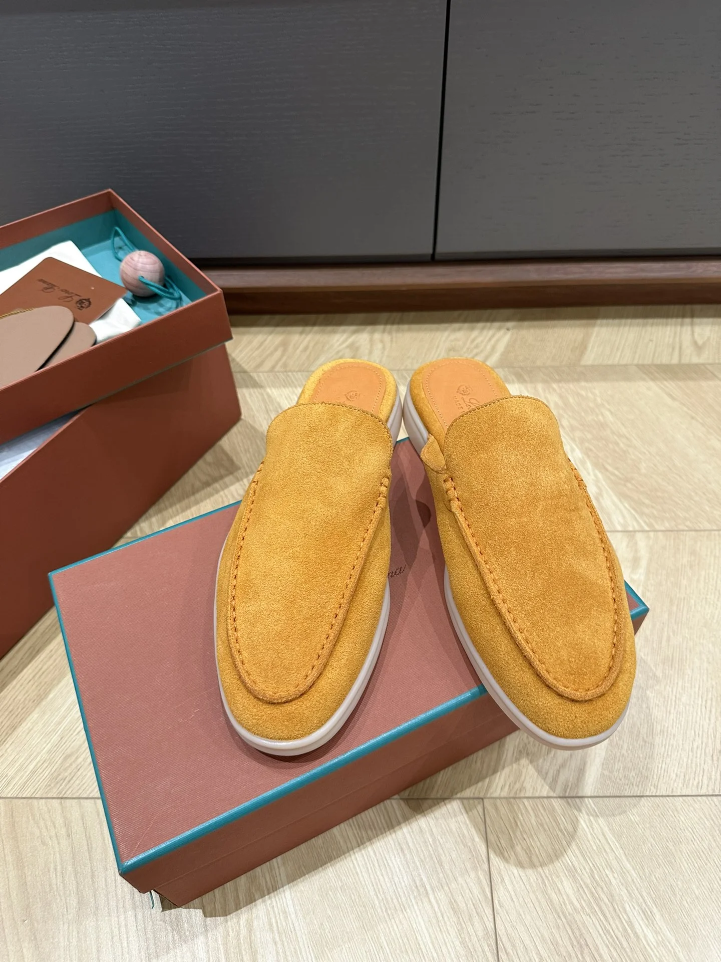 Мужские замшевые мокасины Loro Piana - изображение 1