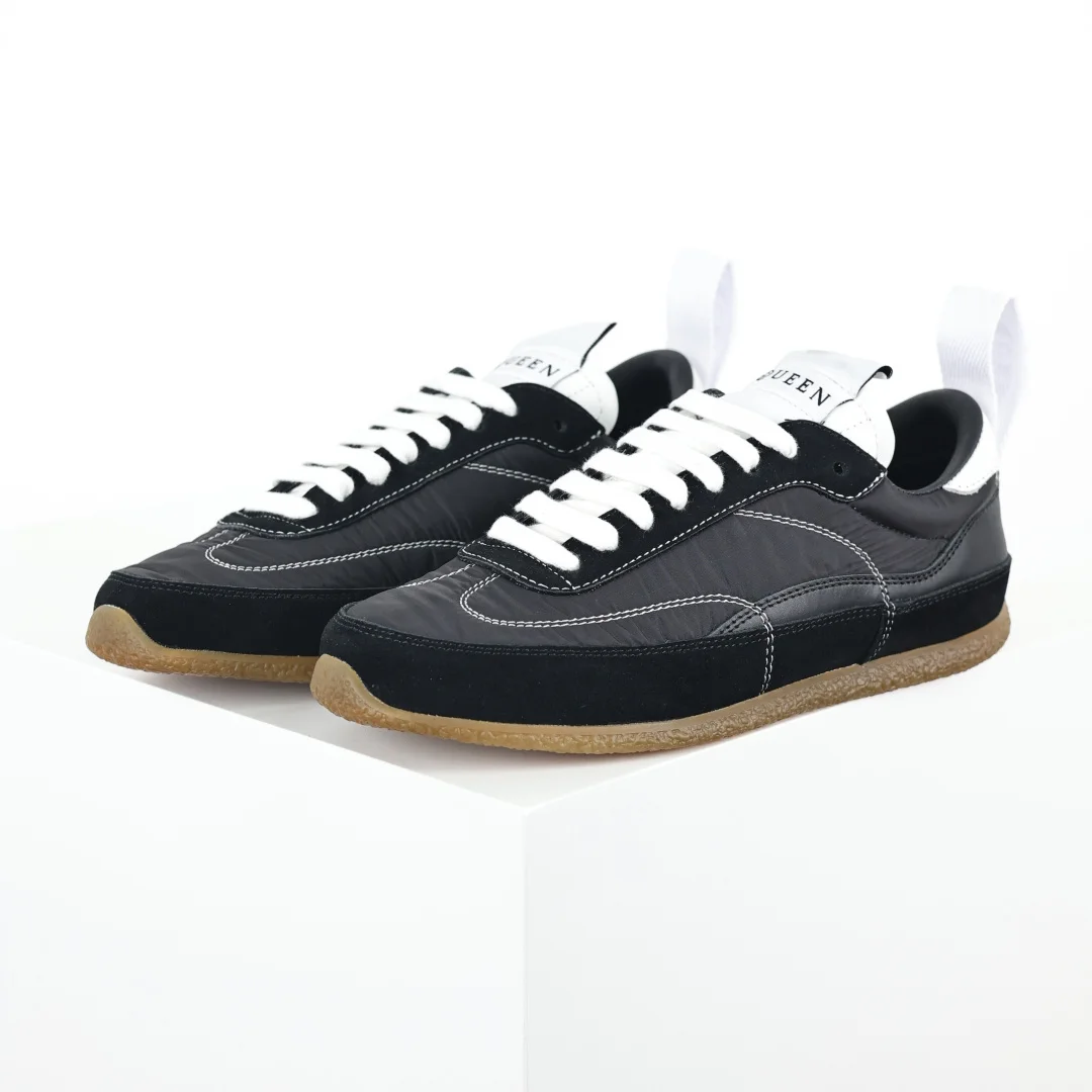 Кроссовки Alexander McQueen EC1 черные из нейлона и замши