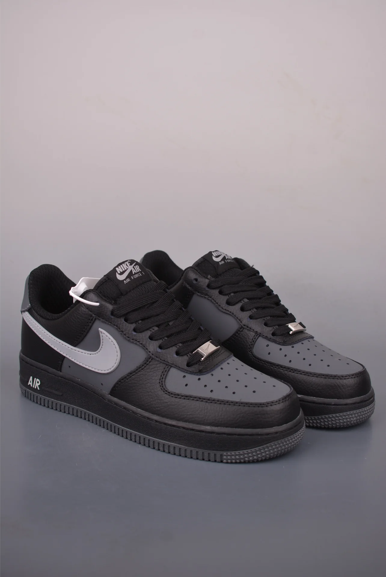 Nike Air Force 1 Low Кроссовки - изображение 1