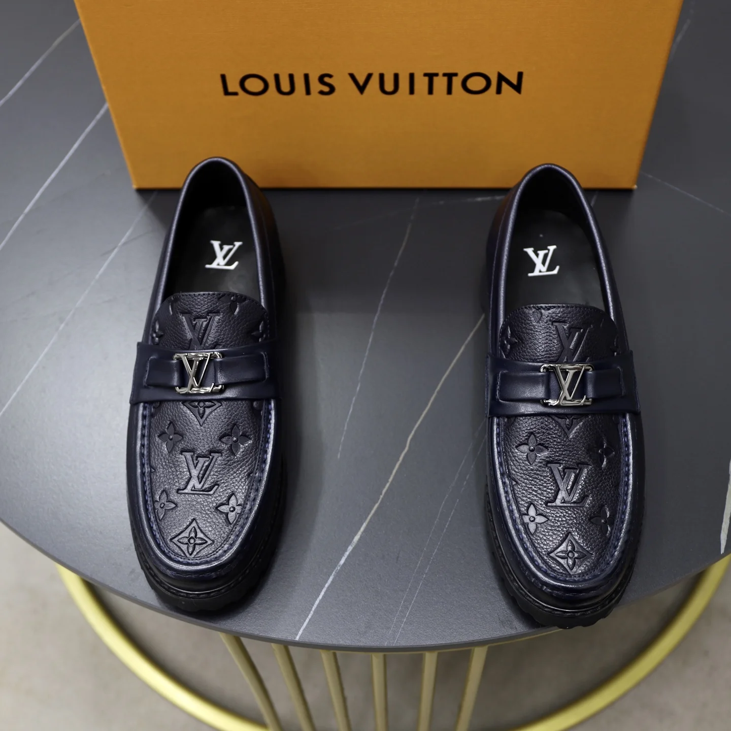 Мужские кожаные туфли Louis Vuitton - изображение 1
