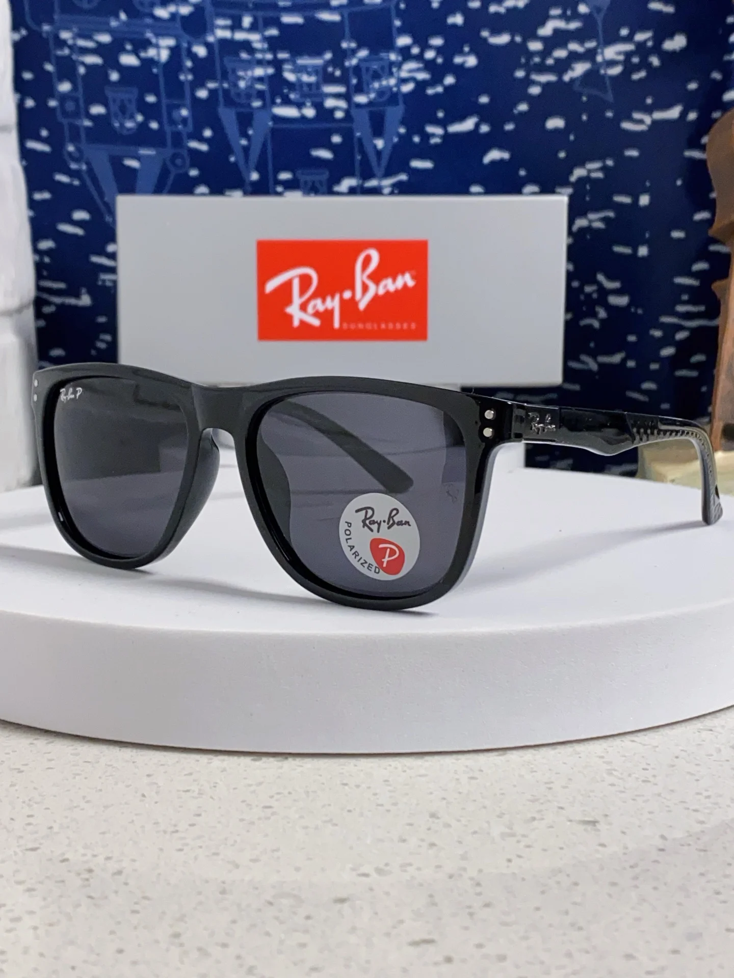 Солнечные очки Ray-Ban прямоугольные поляризованные - изображение 1