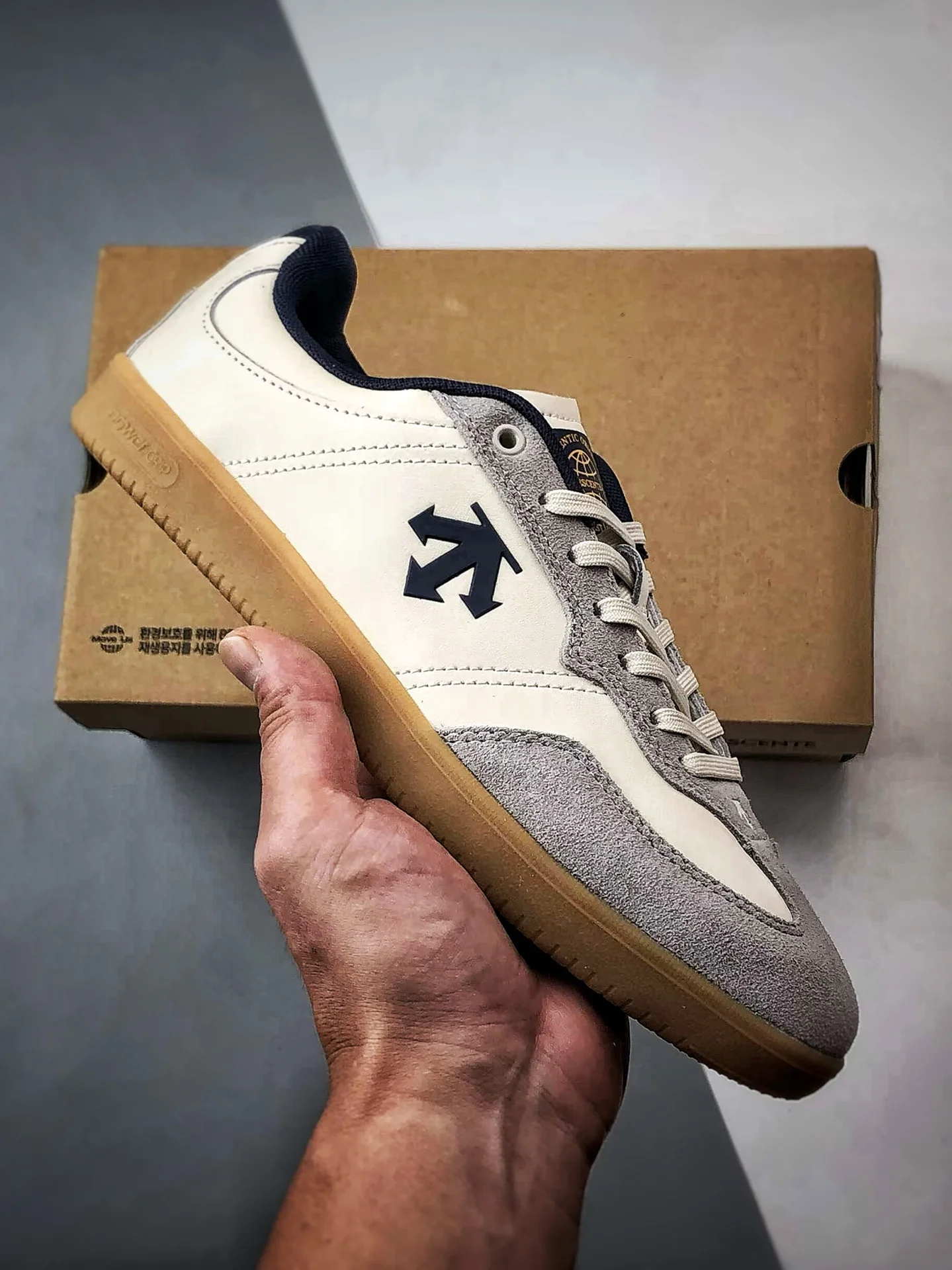 Мужские кроссовки Descente Edge Court - изображение 1