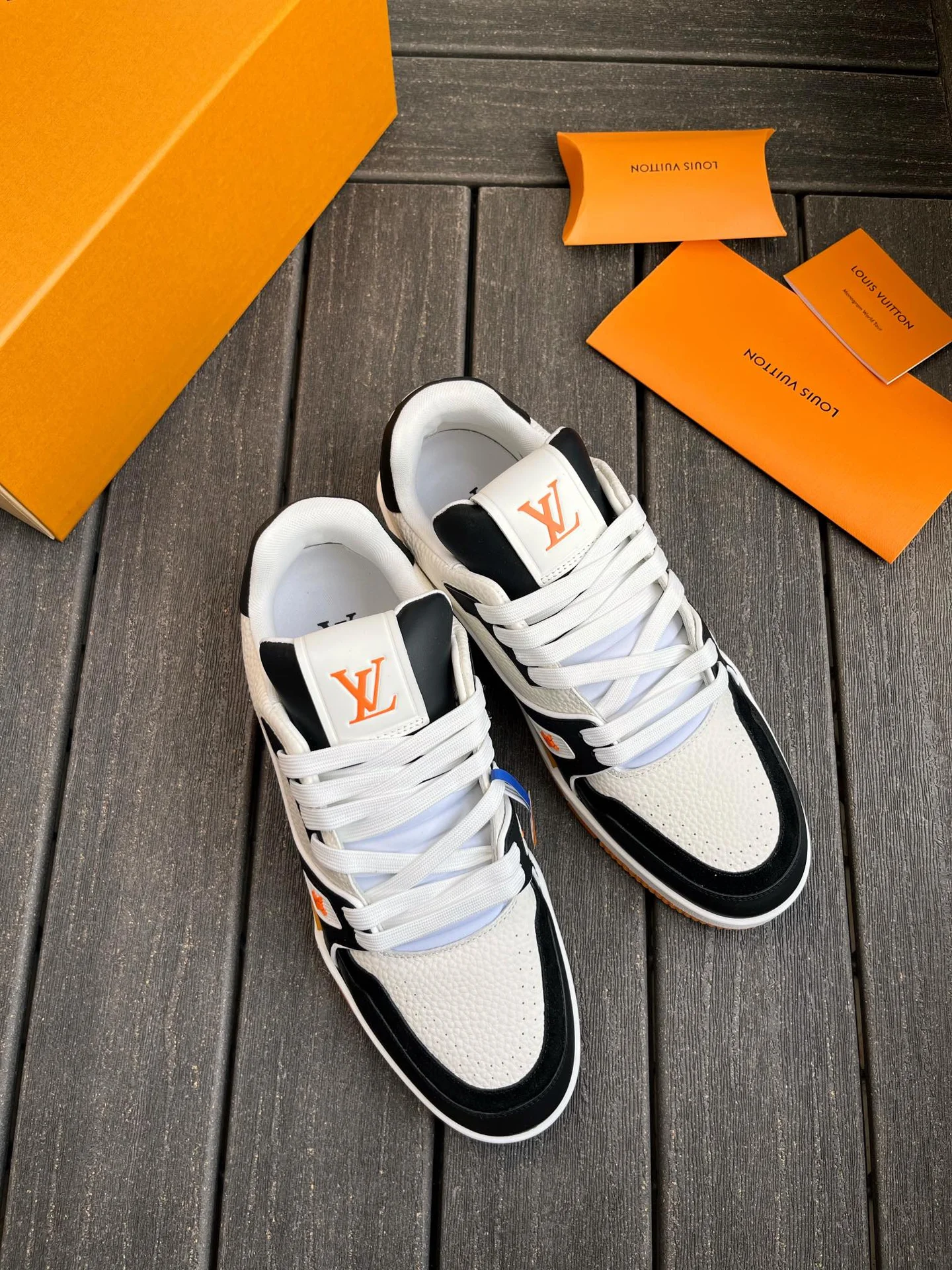 Мужские кроссовки P580 LV Trainer - изображение 1