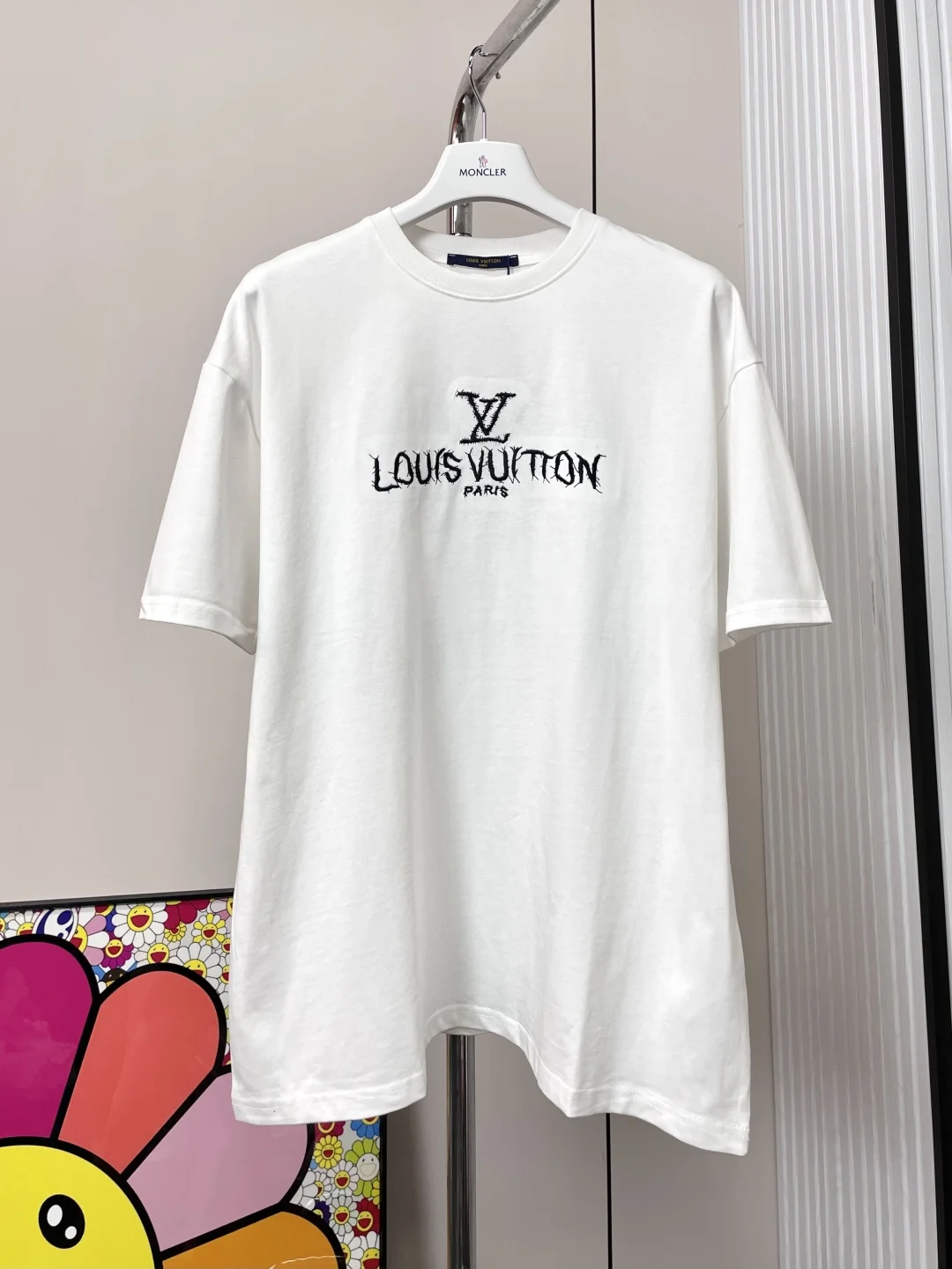 Футболка Louis Vuitton белого цвета с вышивкой - изображение 1