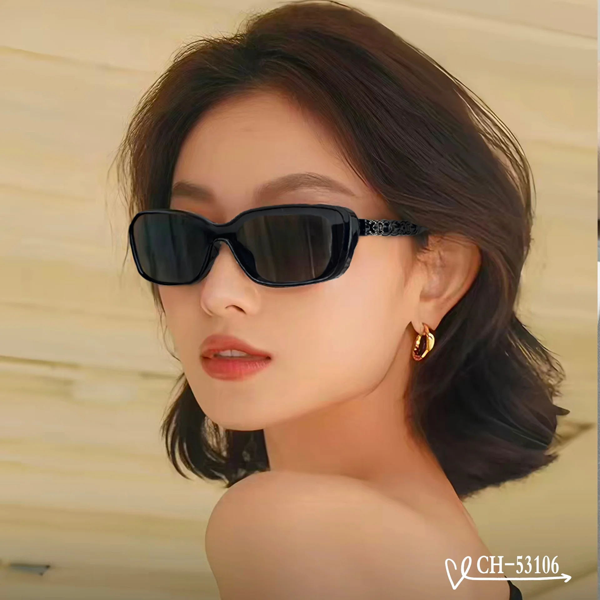Солнцезащитные очки CHANEL, модель 53106 - изображение 1