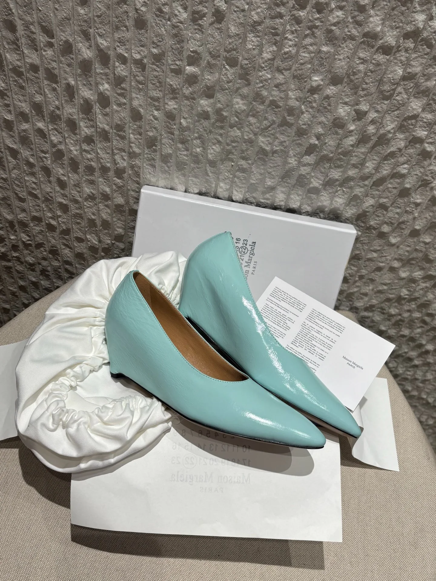 Женские туфли Maison Margiela с закрытым мысом - изображение 1