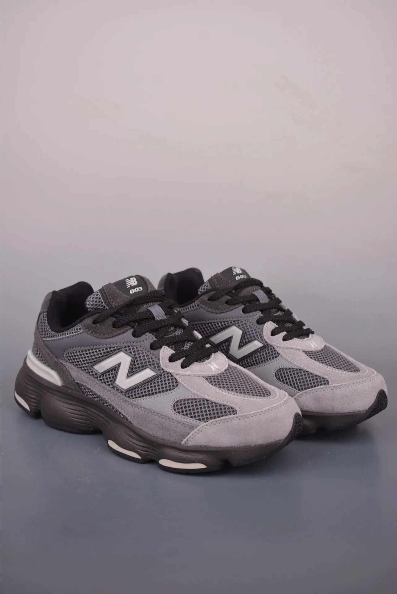 Кроссовки New Balance 603 - изображение 1
