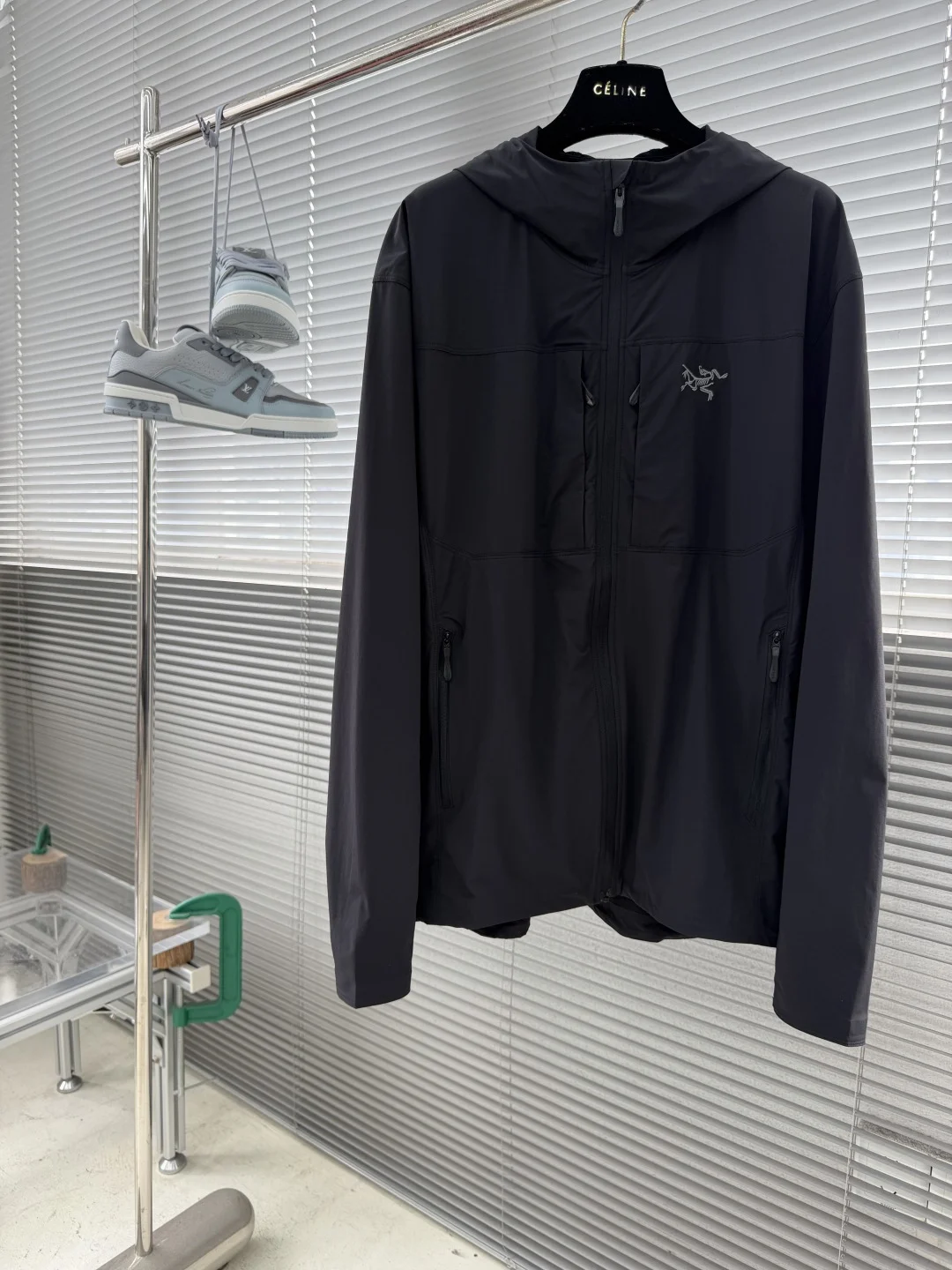 Мягкая куртка Arc'teryx Gamma MX с капюшоном мужская - изображение 1