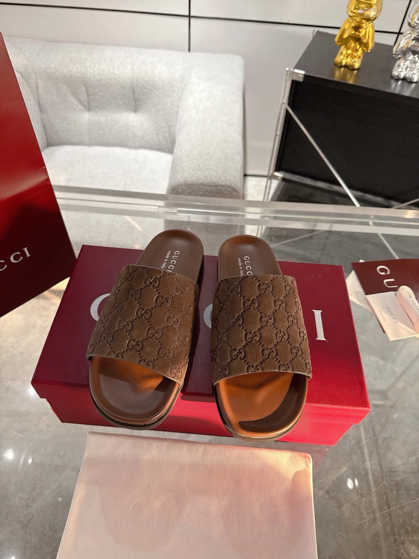 Сандалии мужские Gucci коричневые с принтом GG - изображение 1