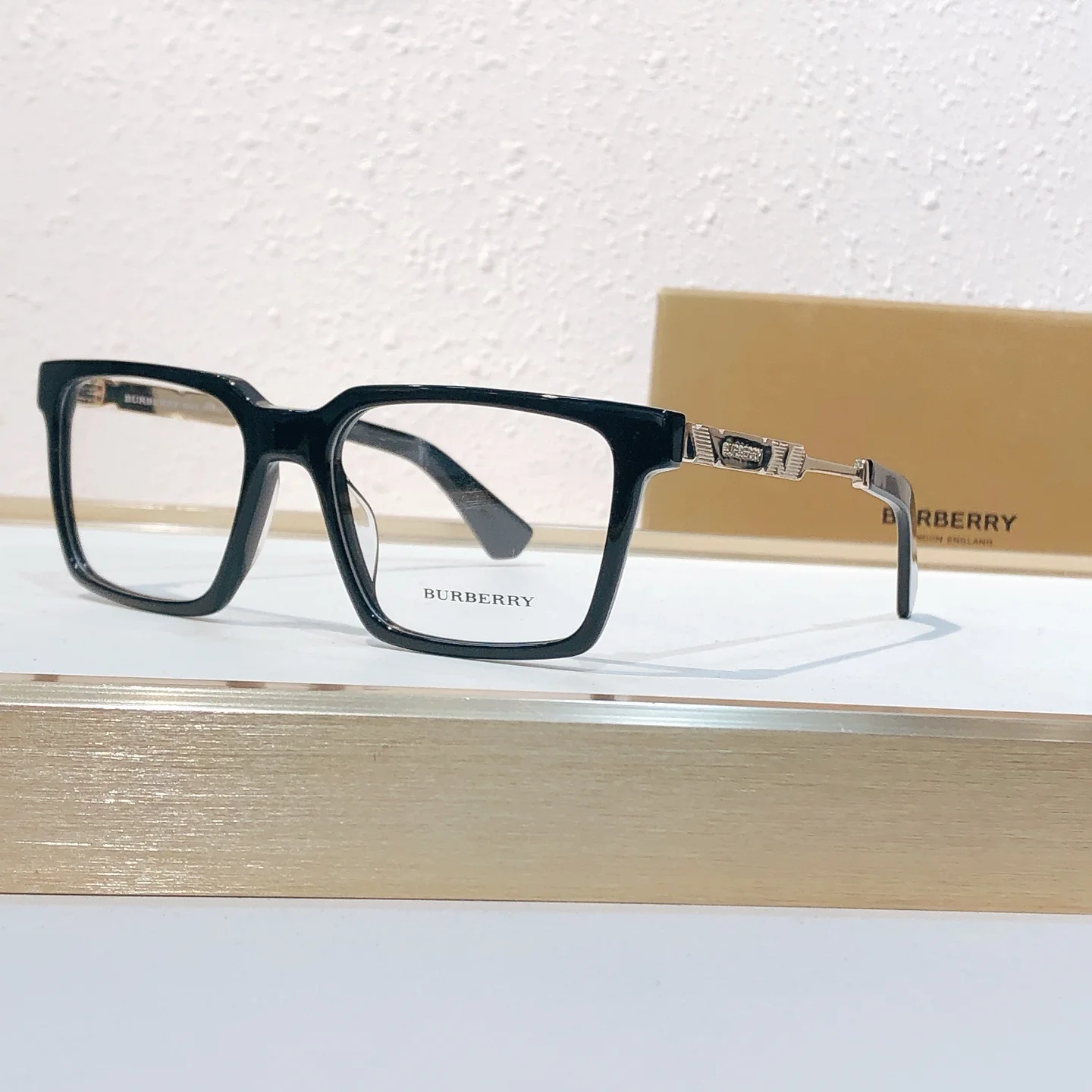 Очки Burberry BE2430U черные - изображение 1