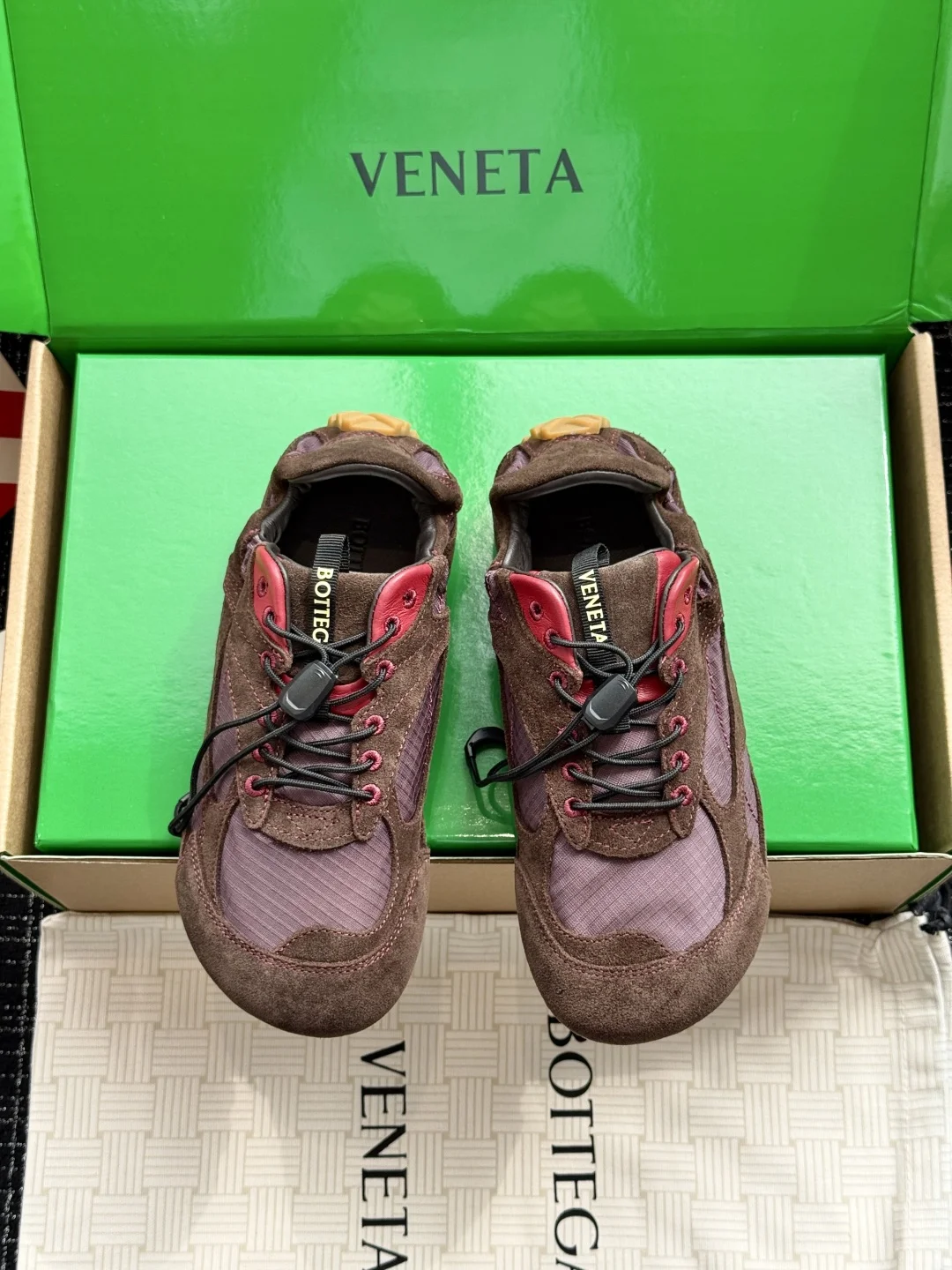 Кроссовки Bottega Veneta коричнево-фиолетовые - изображение 1