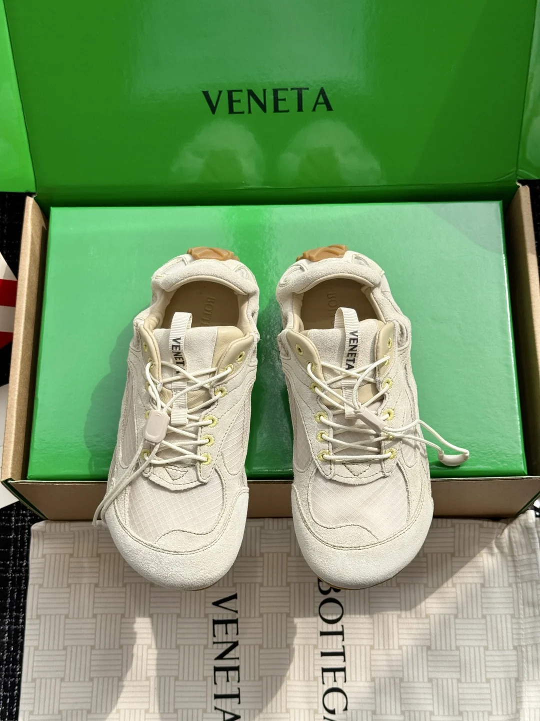 Кроссовки Bottega Veneta новой коллекции - изображение 1