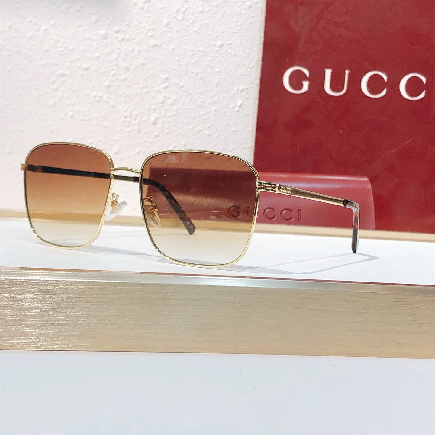 Солнцезащитные очки Gucci GG2166S - изображение 1