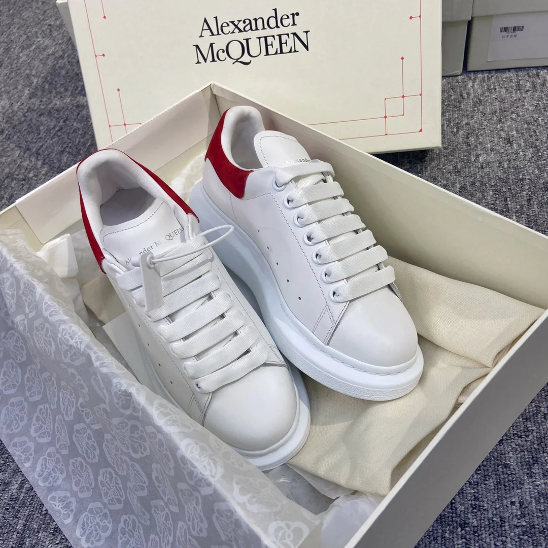 Кроссовки Alexander McQueen Oversized белые - изображение 1
