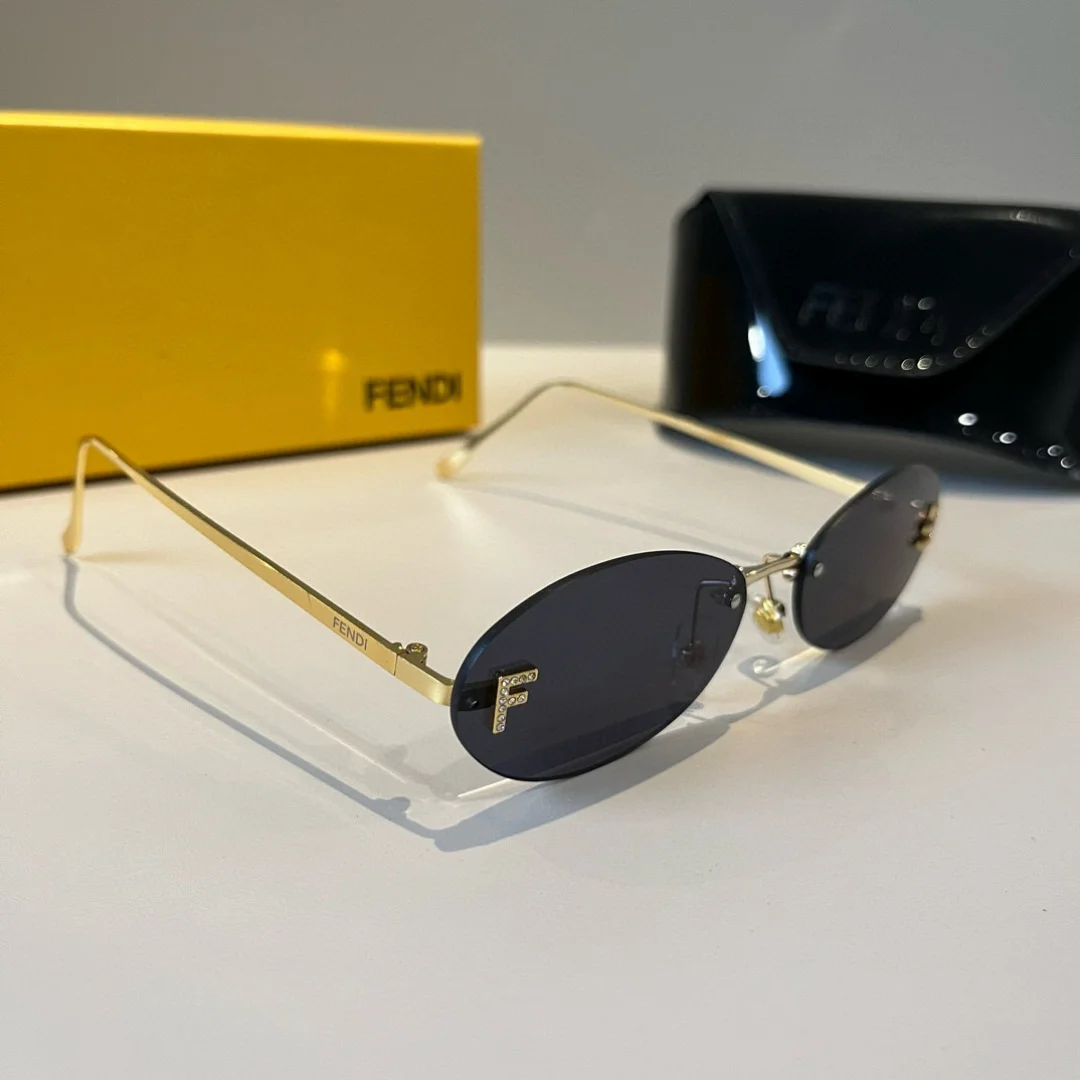Солнцезащитные очки Fendi золотые - изображение 1