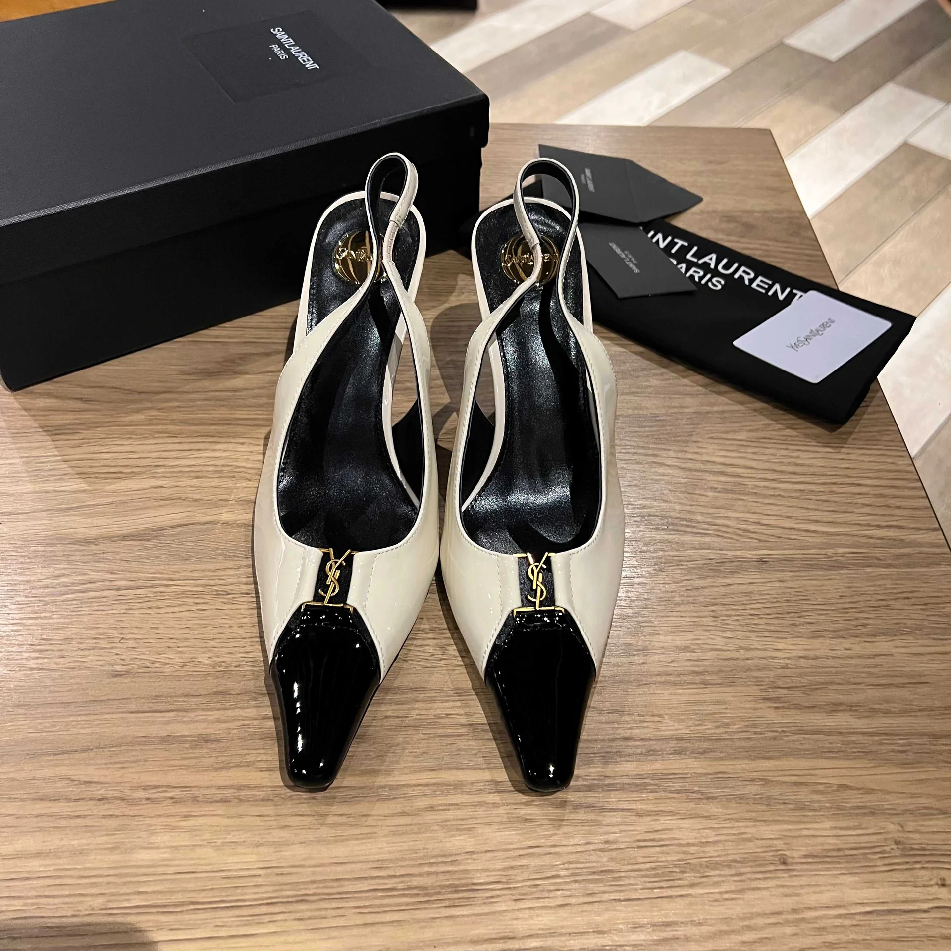 Женские туфли Saint Laurent двухцветные на каблуке - изображение 1