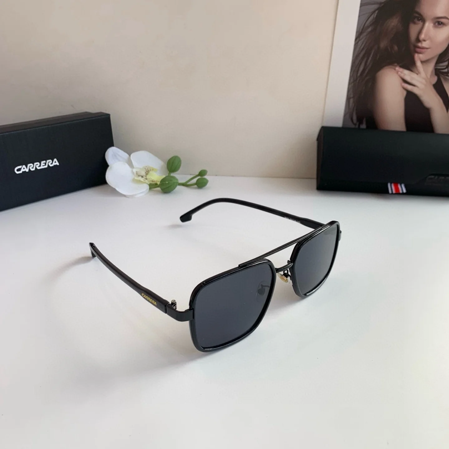 Солнцезащитные очки Carrera, квадратная оправа - изображение 1