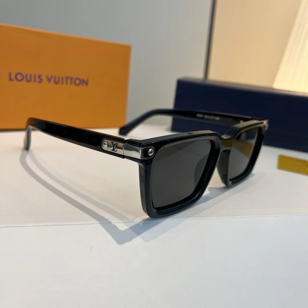 Солнечные очки Louis Vuitton - изображение 1