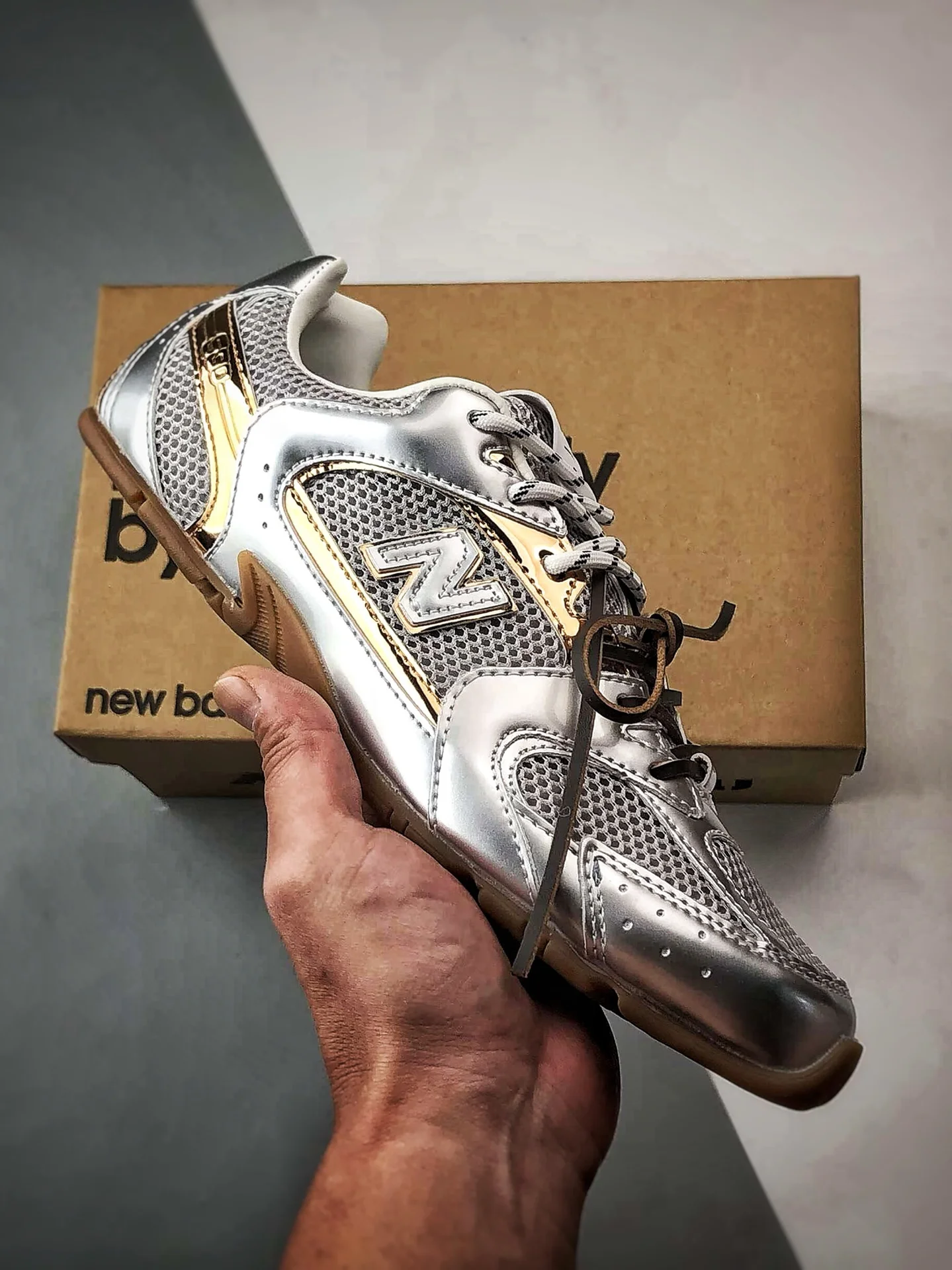 MiuMiu x New Balance 530 Серебристые - изображение 1