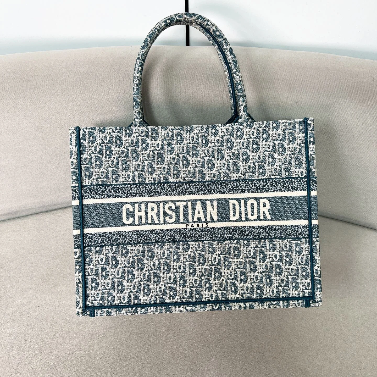 Сумка Christian Dior Book Tote синяя - изображение 1