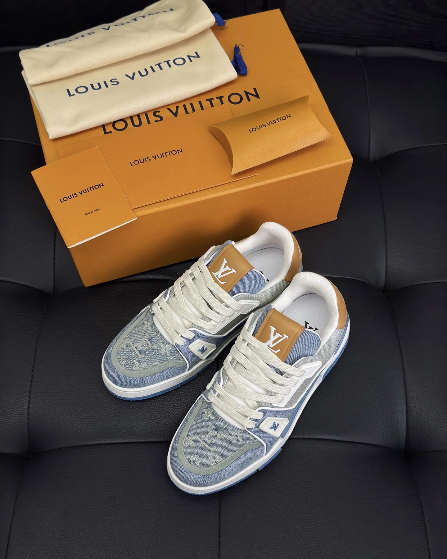 Кроссовки Louis Vuitton Trainer из денима и кожи - изображение 1