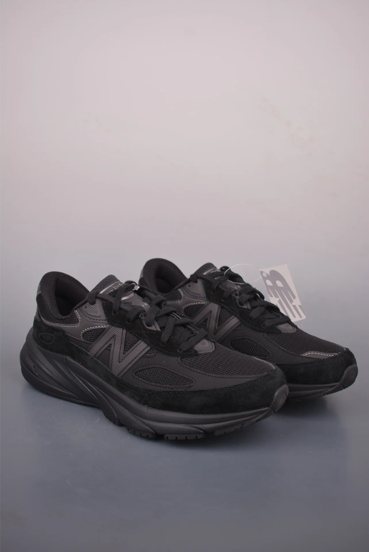 Кроссовки New Balance NB990 классические ретро - изображение 1