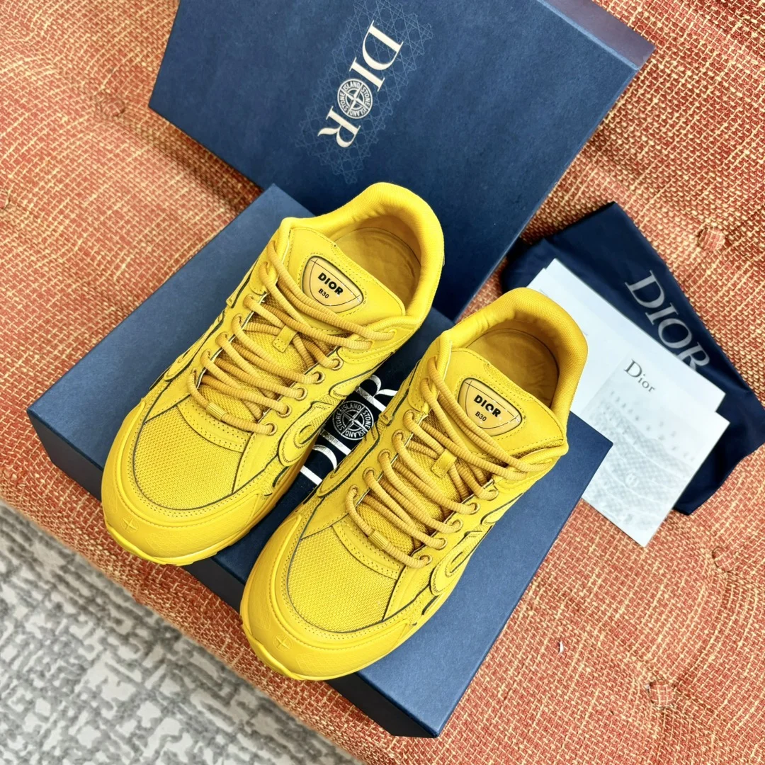 Мужские кроссовки Dior B30 желтого цвета в стиле коллаборации со Stone Island