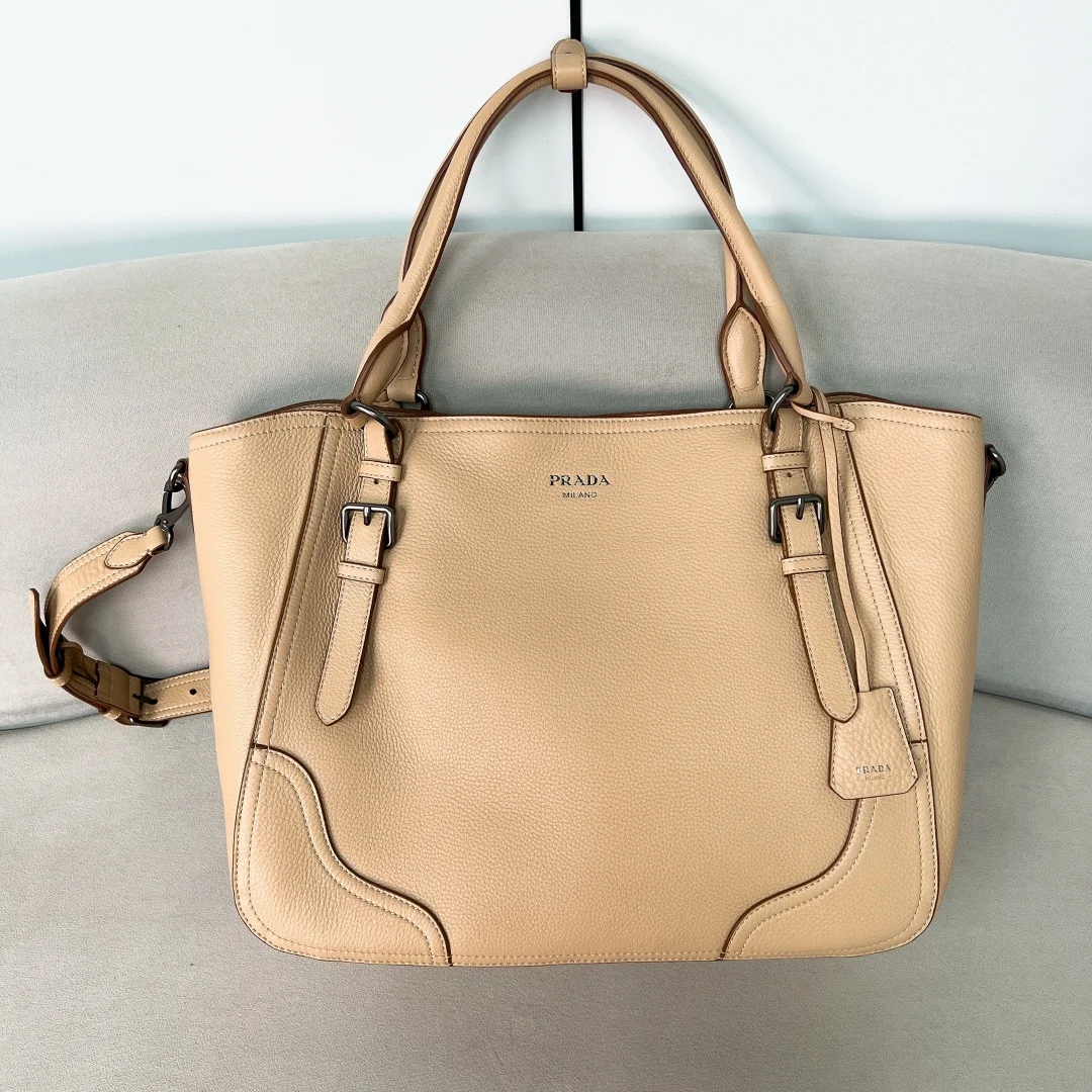Кожаная сумка Prada - изображение 1