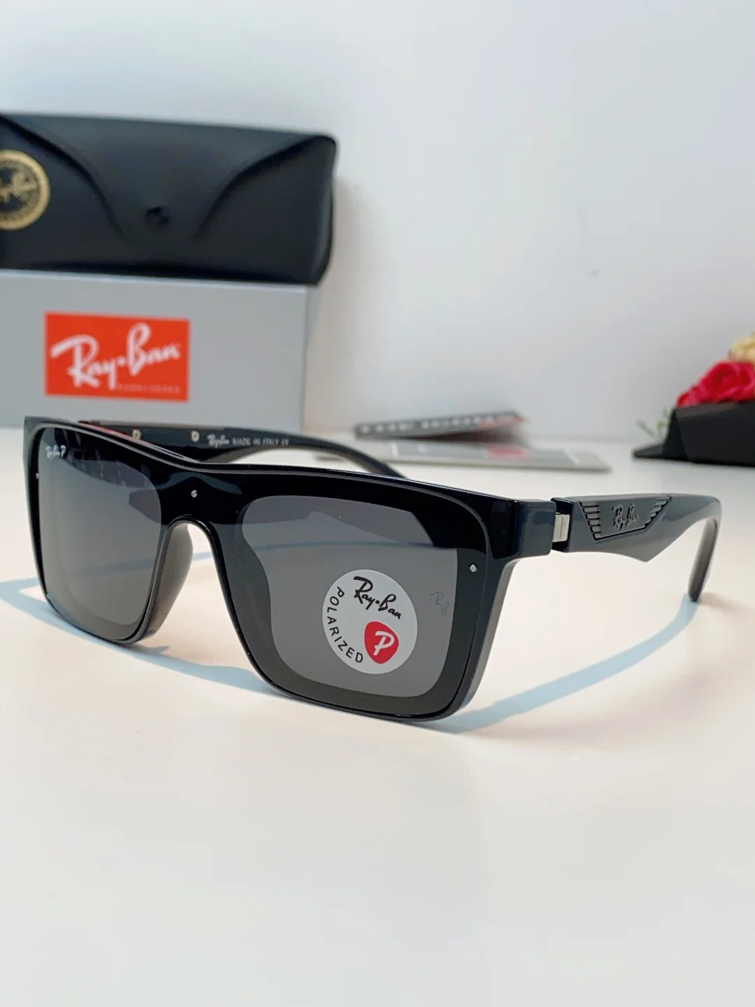 Солнцезащитные очки Ray-Ban RB8957 поляризованные черные - изображение 1