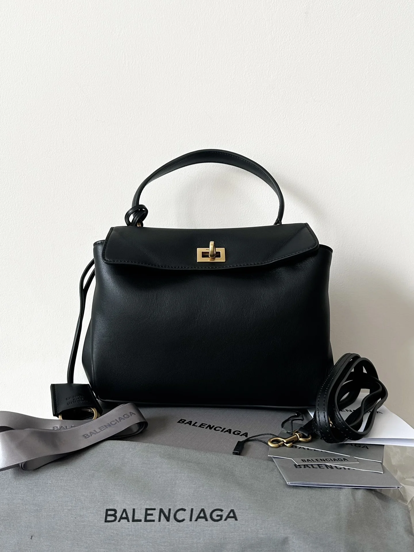 Сумка Balenciaga Rodeo Mini - изображение 1