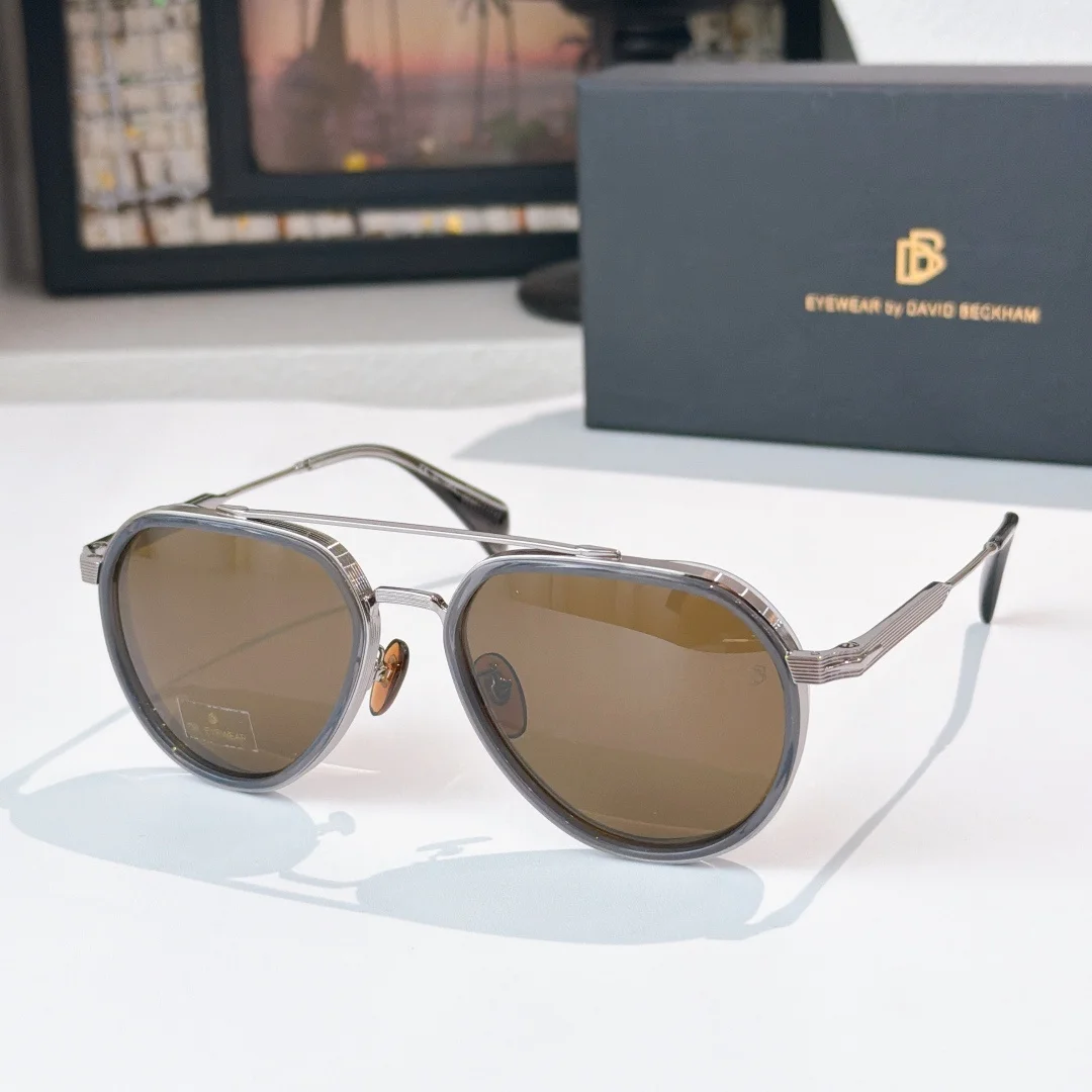 Солнцезащитные очки David Beckham модель DB 1226/S - изображение 1