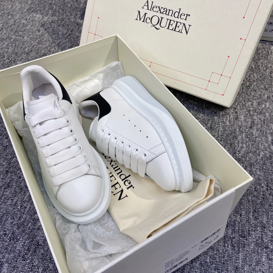 Кроссовки женские Alexander McQueen - изображение 1