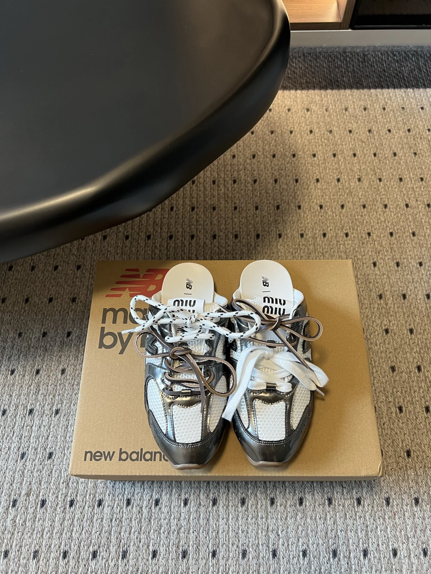 Кроссовки Miu Miu x New Balance - изображение 1