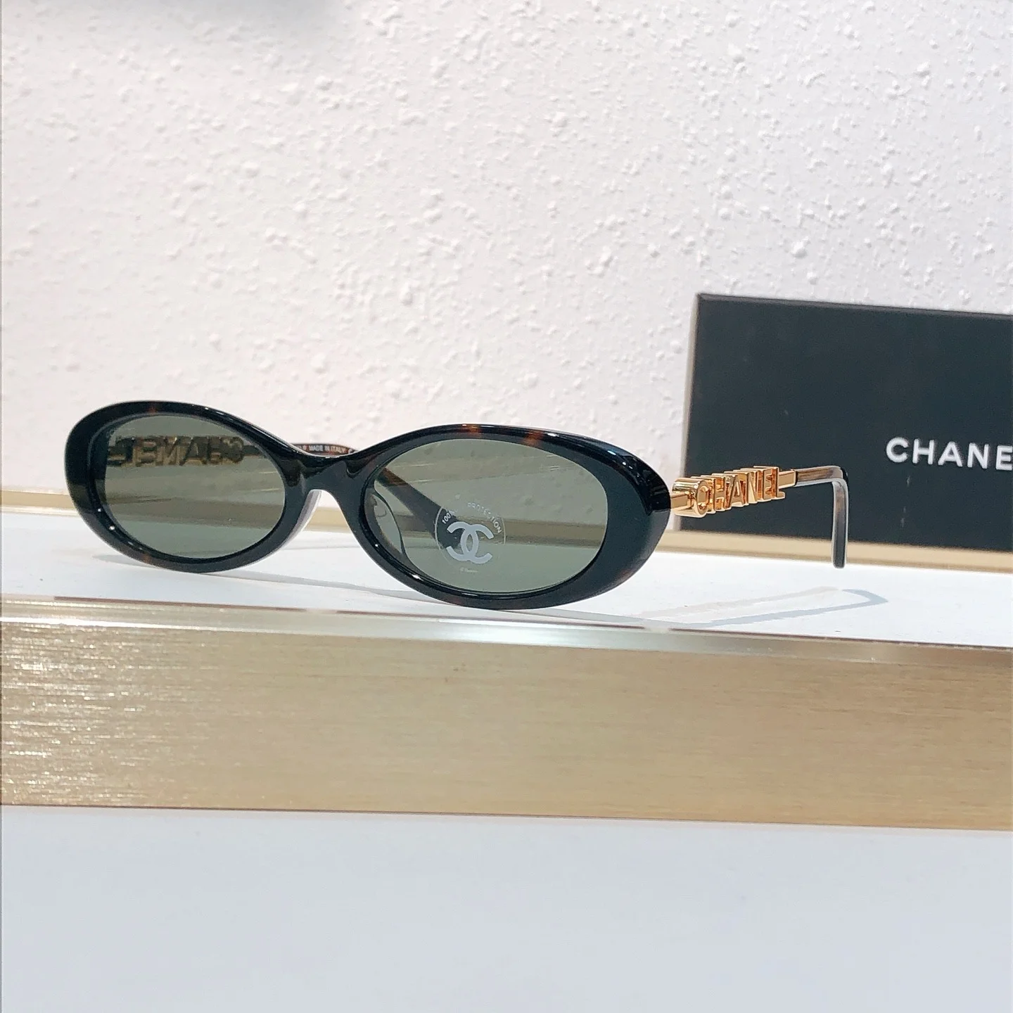 Солнцезащитные очки Chanel модель 5565 - изображение 1