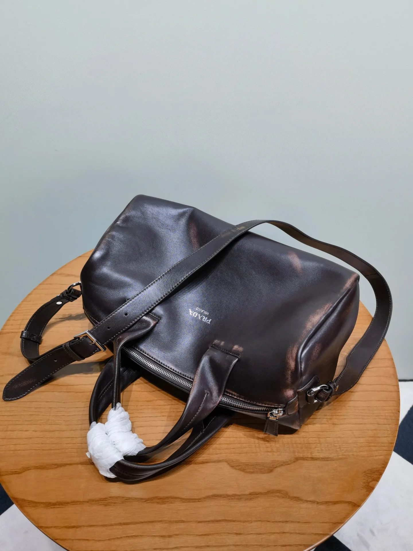 Кожаная сумка Prada коричневая - изображение 1