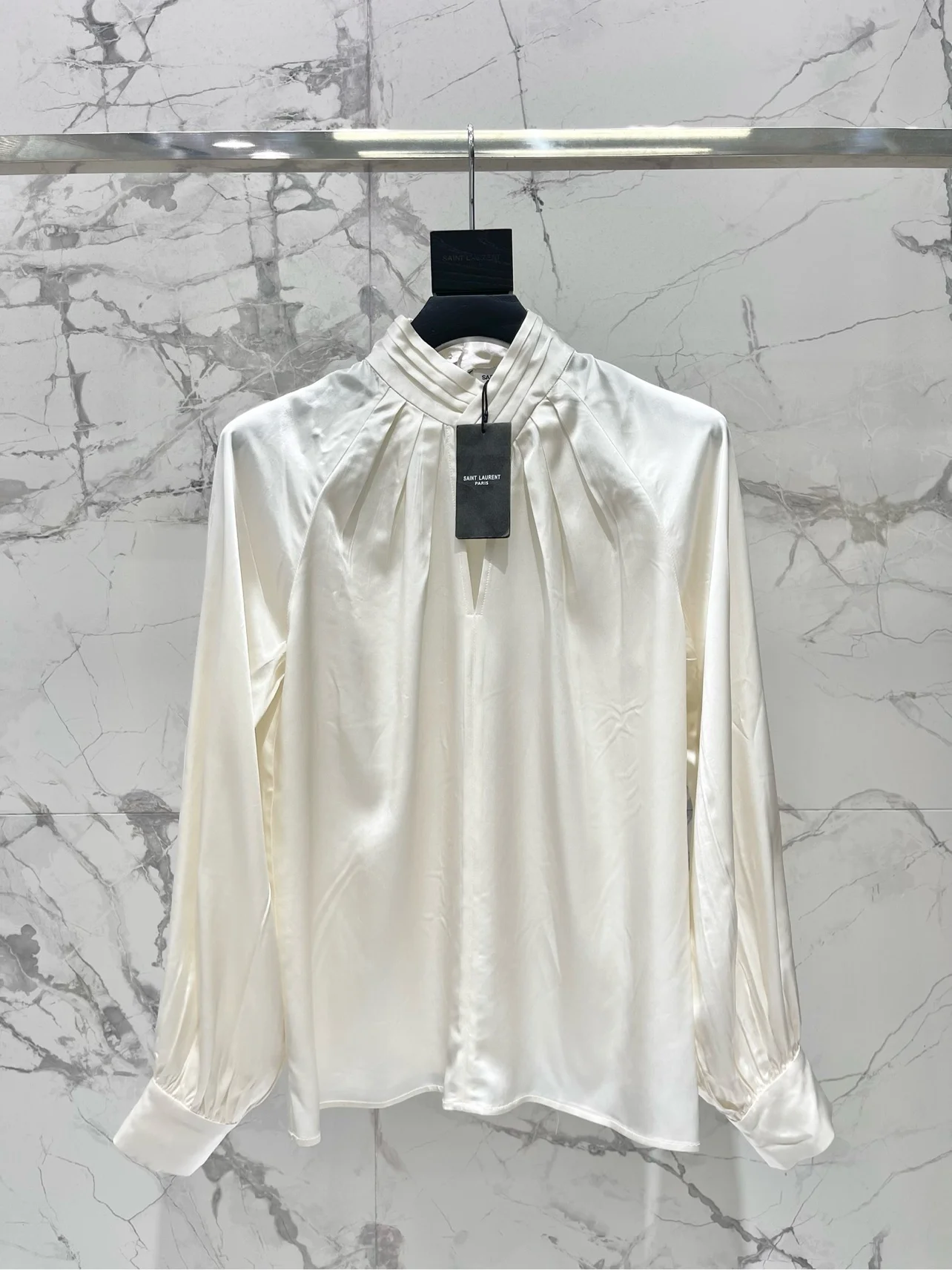 Блузка Saint Laurent белая с рукавами-фонариками - изображение 1
