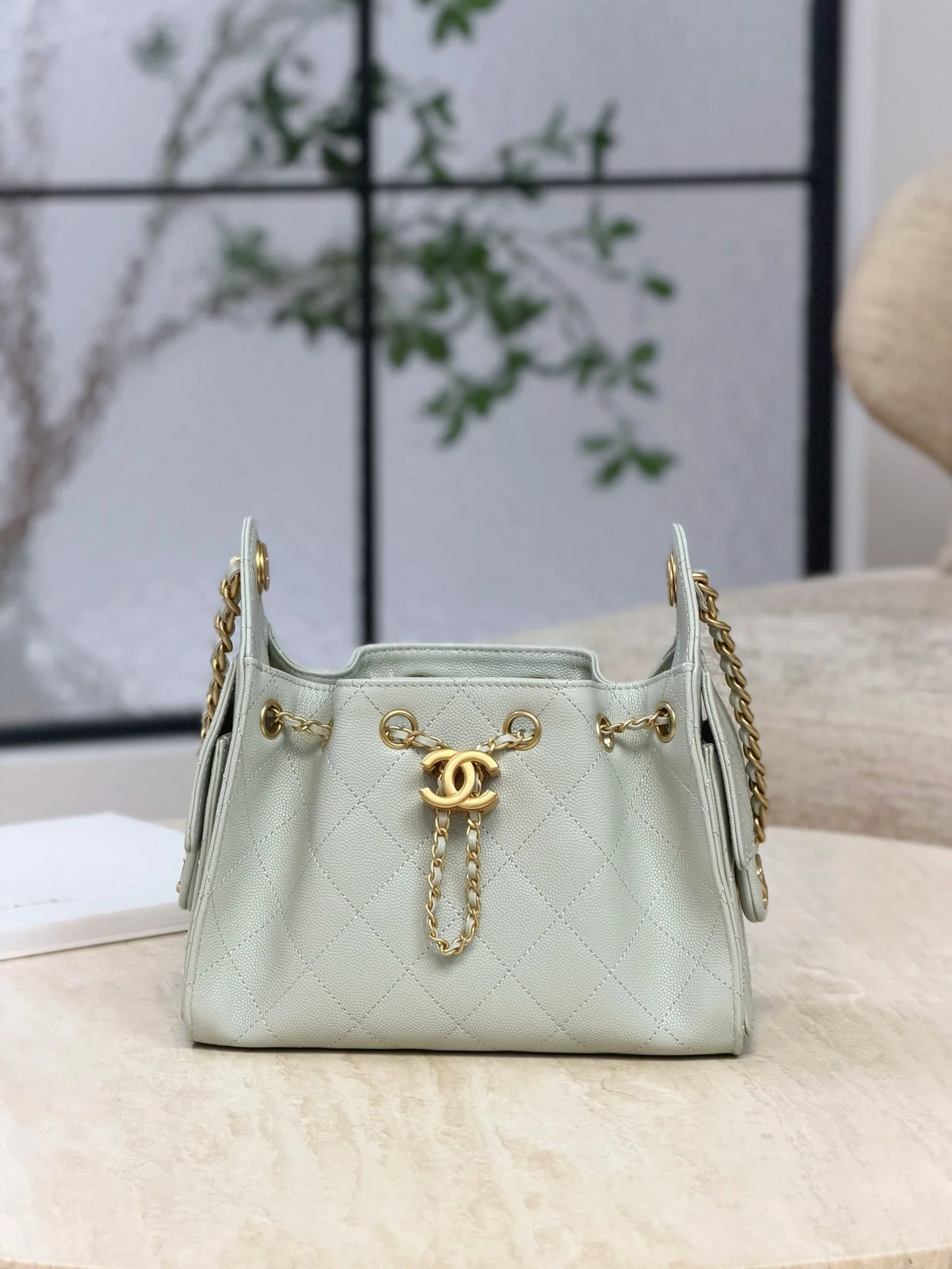 Сумка Chanel 25 Mini белая - изображение 1