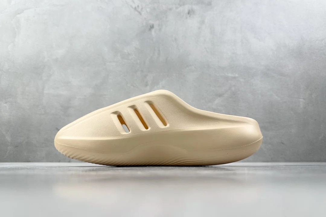 Кроссовки Adidas Originals adiFOM Infinity - изображение 1