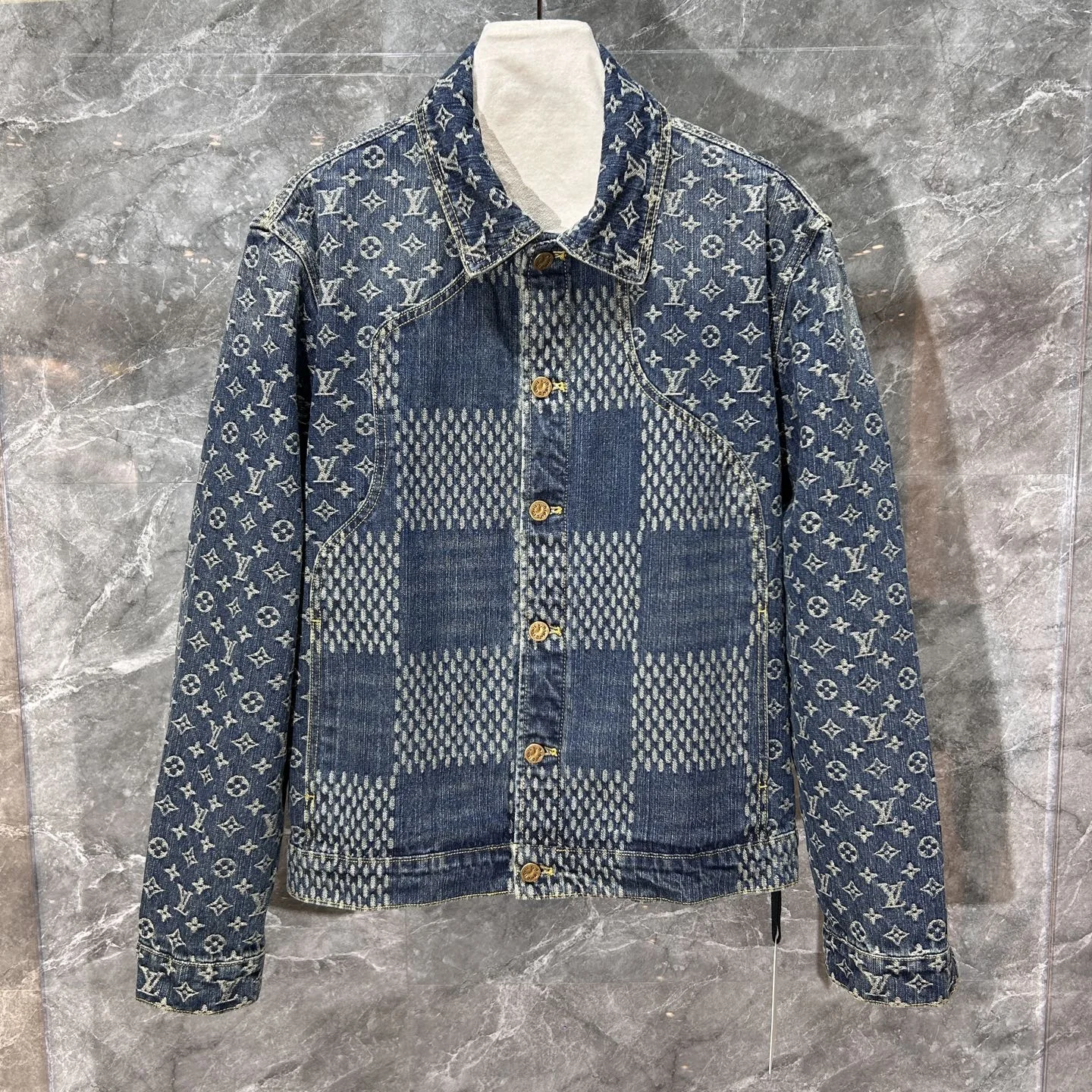Мужская джинсовая куртка с узором Louis Vuitton NIGO