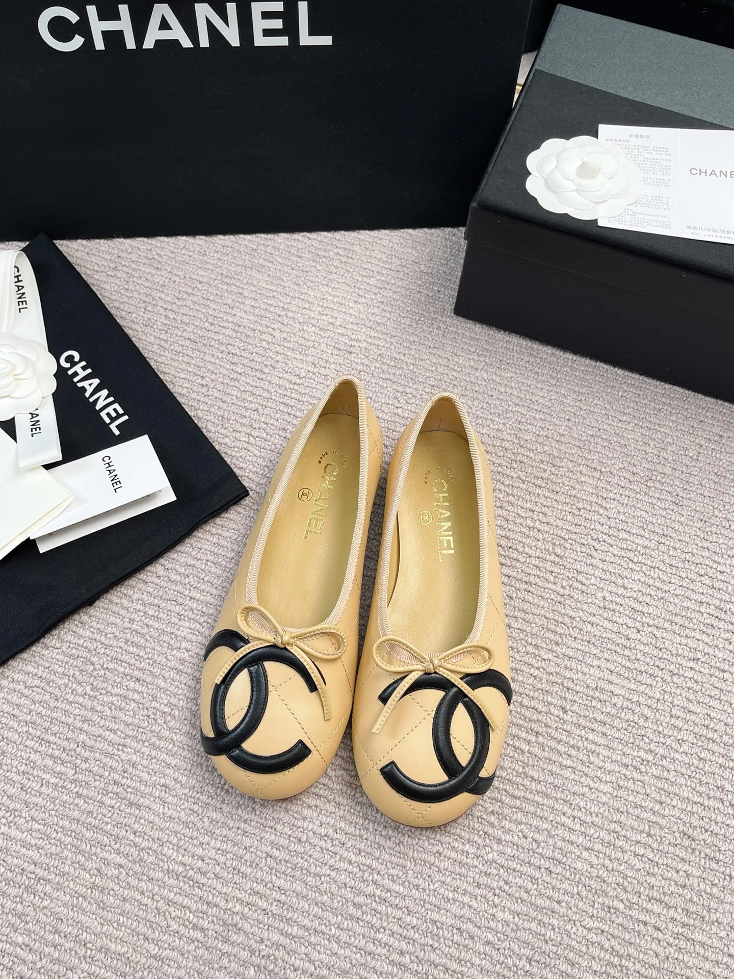Женские балетки Chanel классические с логотипом и бантом
