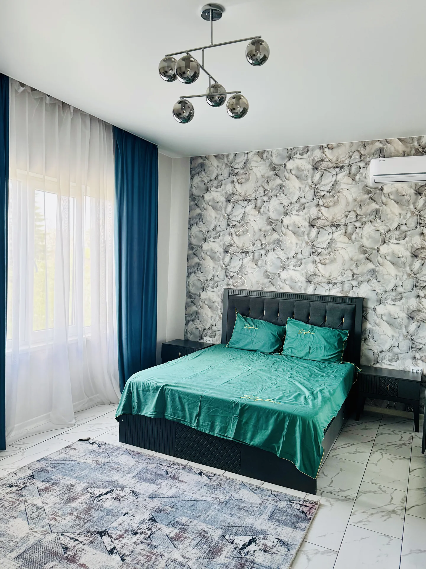 Сдаётся в долгосрочную аренду просторный дом с бас - миниатюра 28