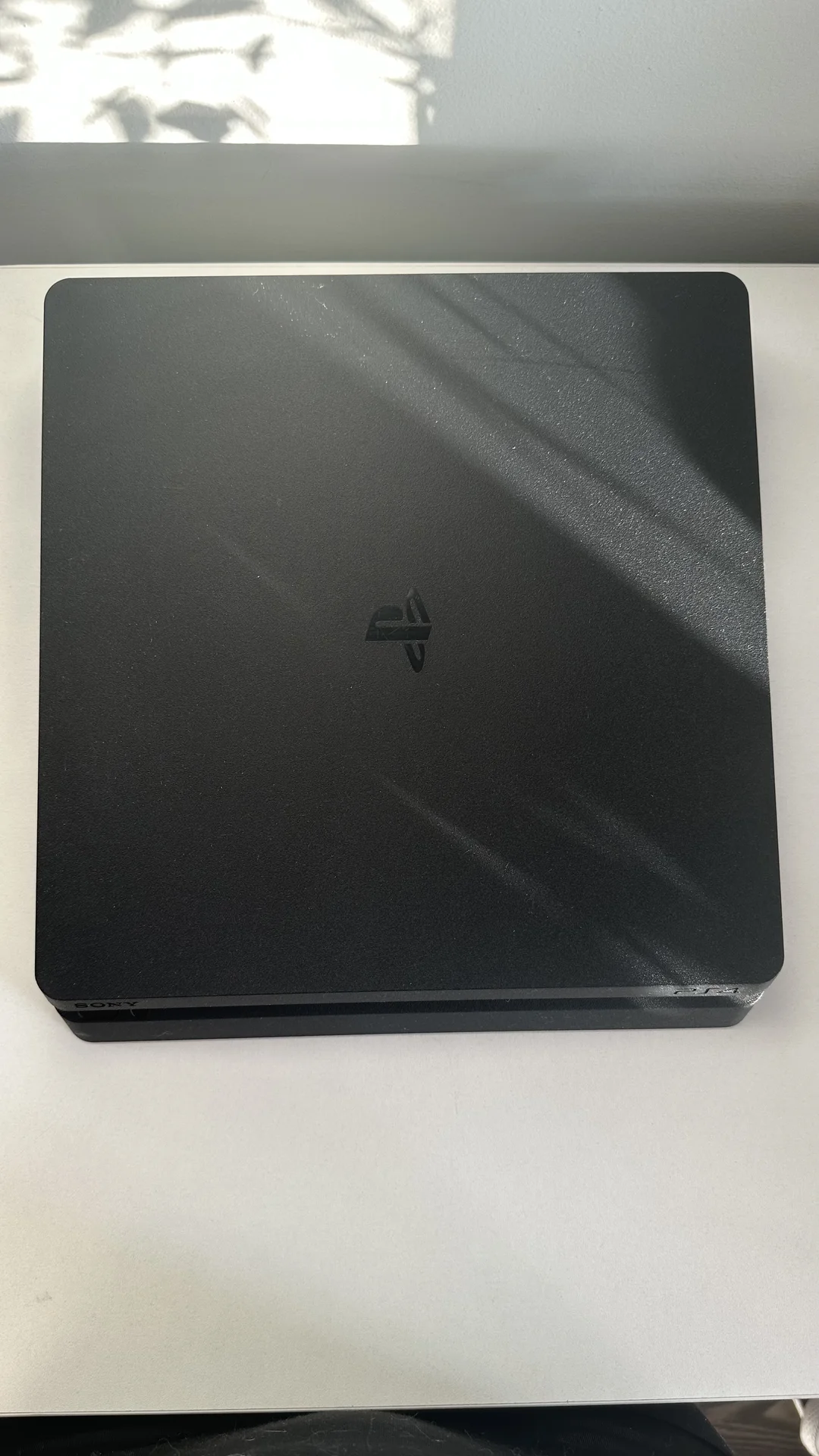 Sony playstation 4 slim 1 tb, б/у, ps4 - миниатюра 2