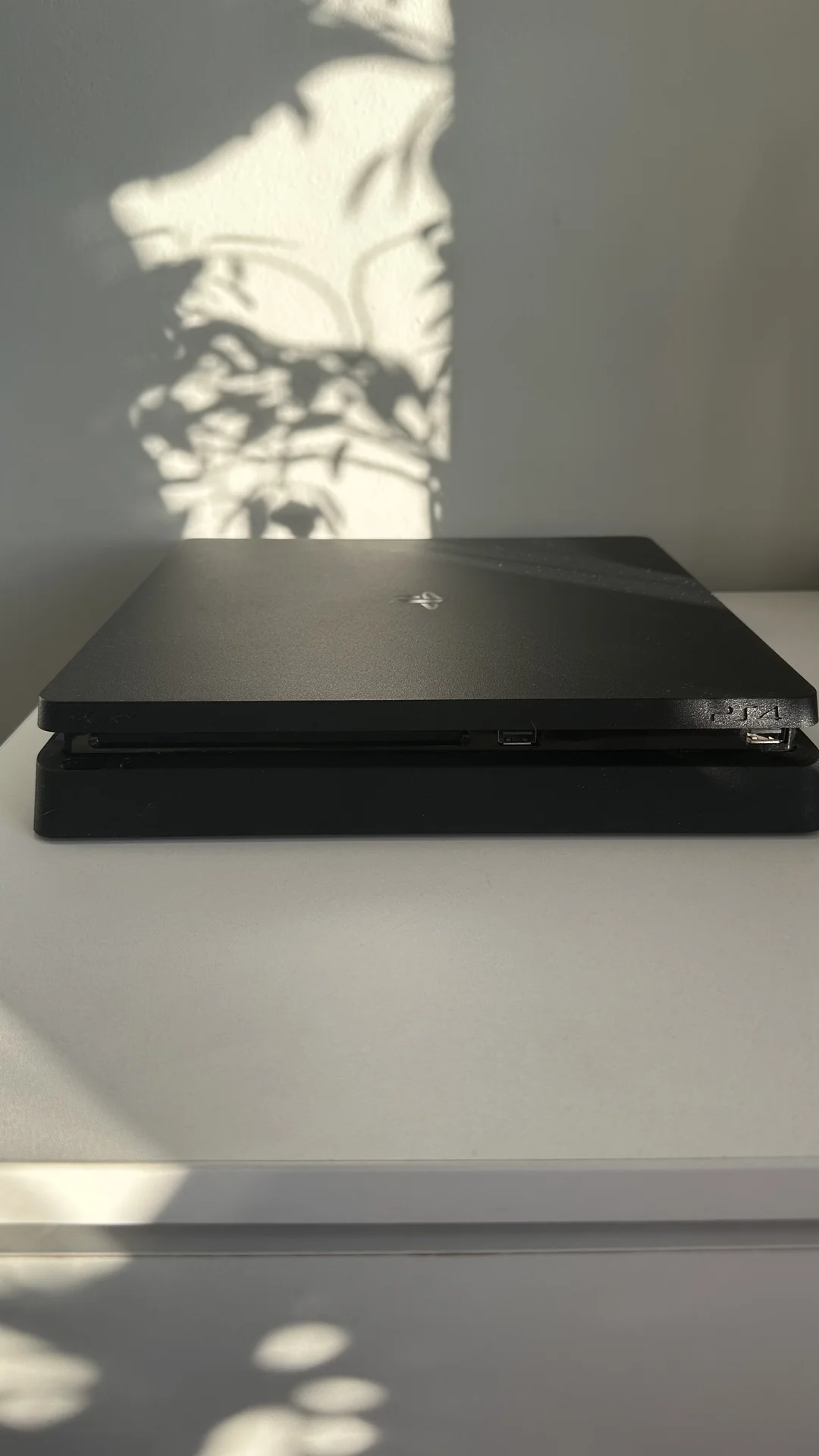 Sony playstation 4 slim 1 tb, б/у, ps4 - миниатюра 3