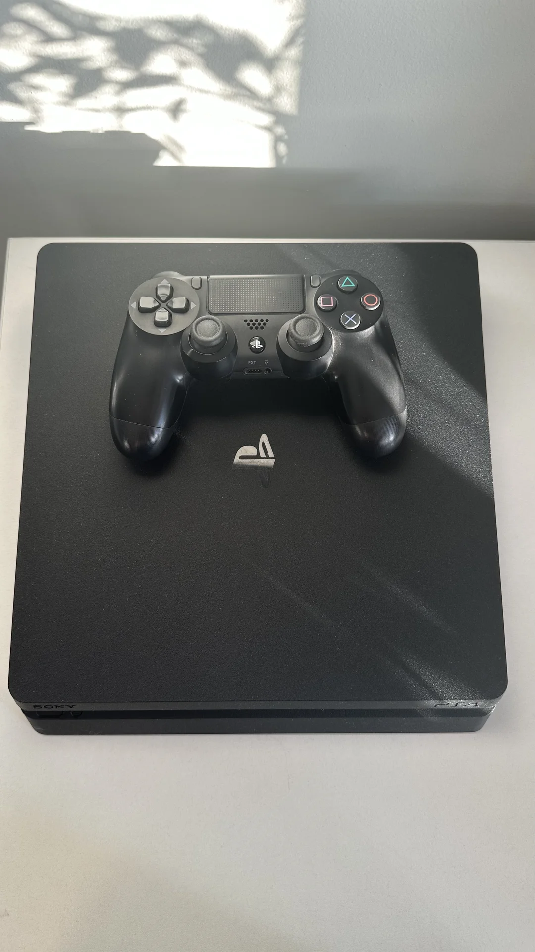 Sony playstation 4 slim 1 tb, б/у, ps4 - миниатюра 4