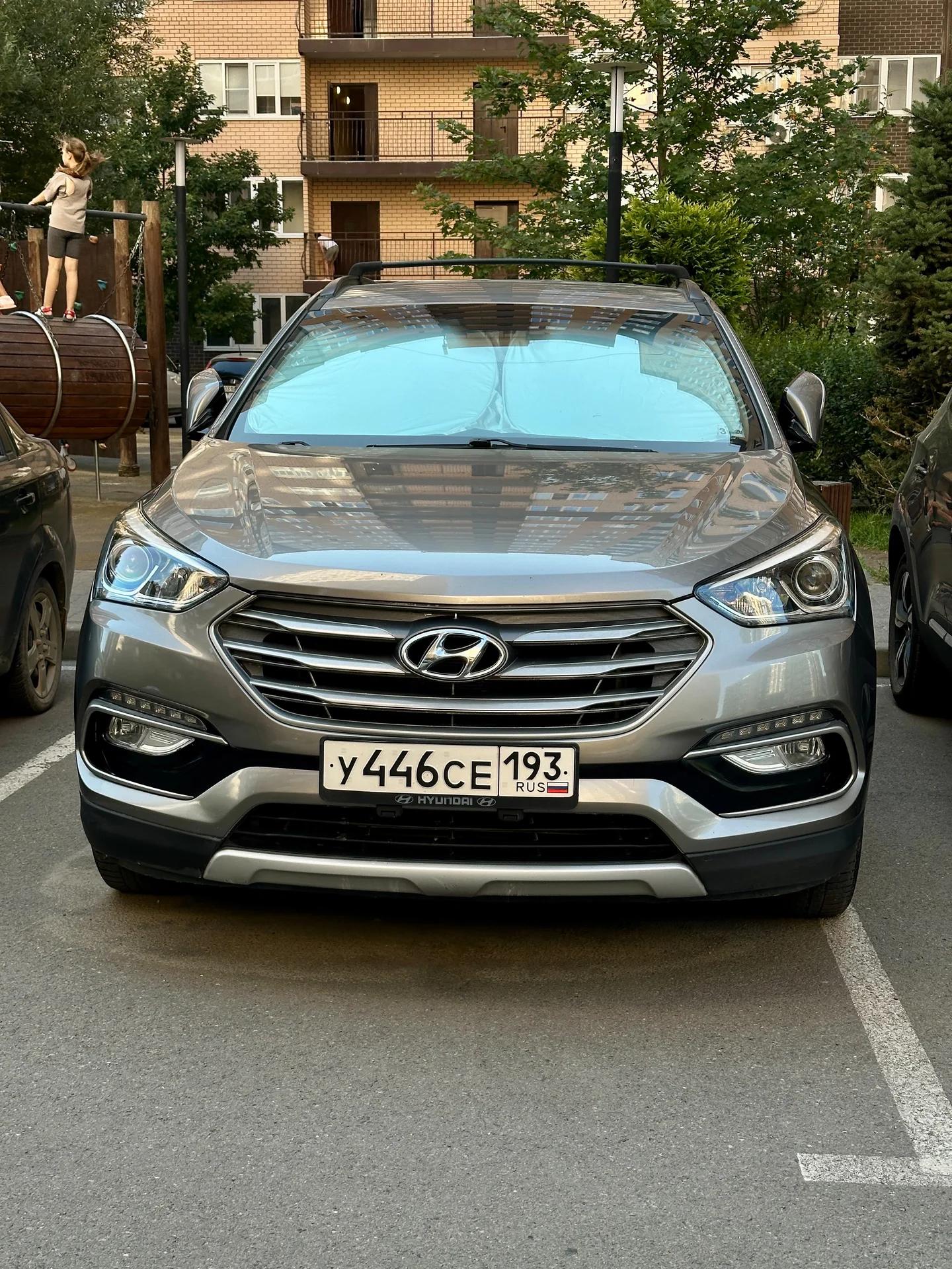 Продаю авто Hyundai Santa Fe 2.4 Sport - изображение 1