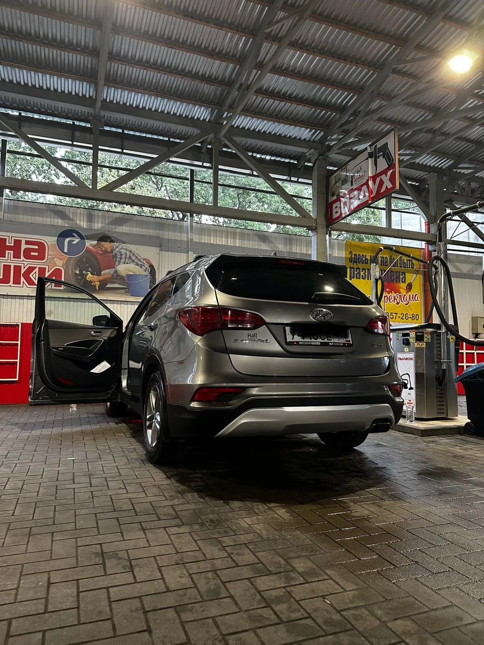 Продаю авто Hyundai Santa Fe 2.4 Sport - миниатюра 5