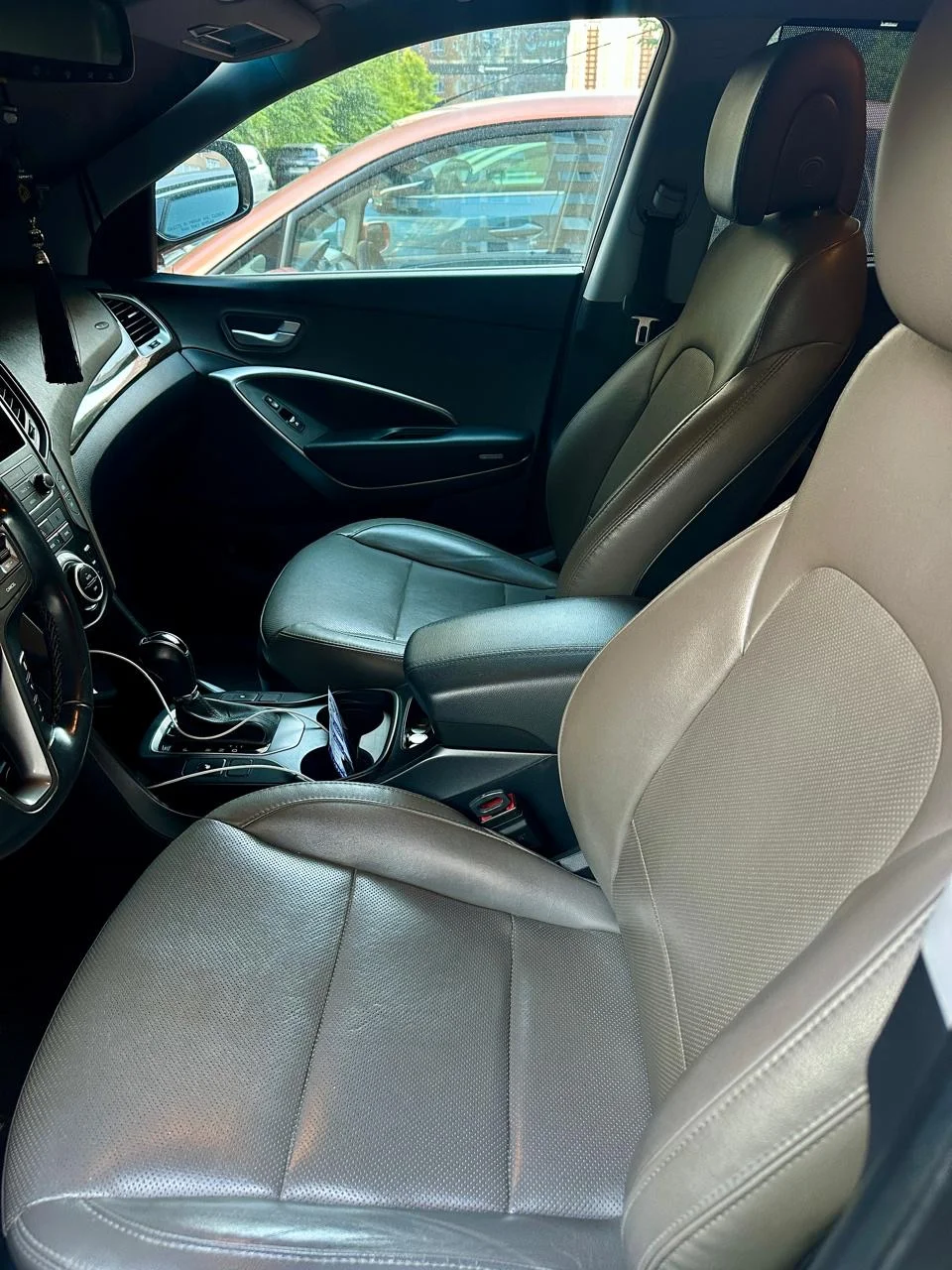 Продаю авто Hyundai Santa Fe 2.4 Sport - миниатюра 6